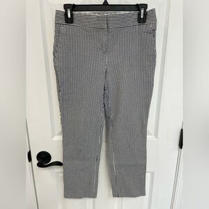 Ann Taylor Petite The Devin Fit Blue Pinstripe Ankle Pants Women’s Size 0P